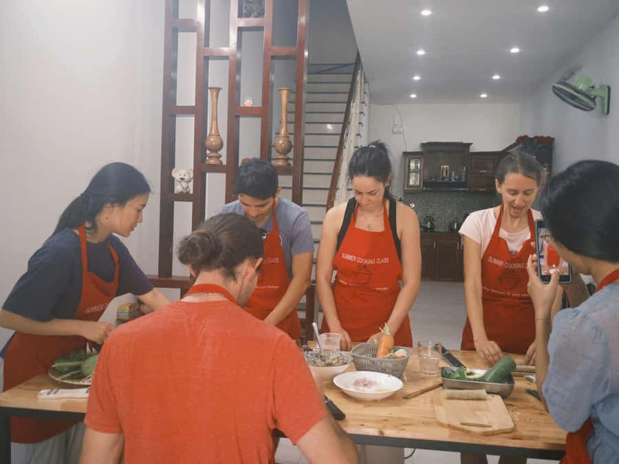 Da Nang: Making 5 Vietnamese dishes with Local Market Trip - Eating what you have prepared