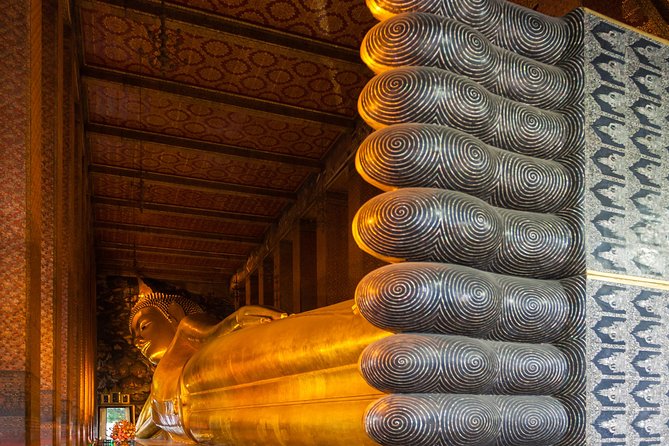 Damnern Saduak Floating Market, Grand Palace, Wat Phra Keo & Wat Pho - Returning to Bangkok for the Grand Palace