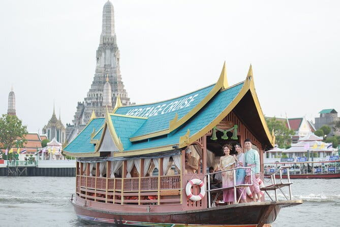 Damnoen Saduak Famous Floating Market and Mea Klong Railway Tour - What the price covers, and what it does not