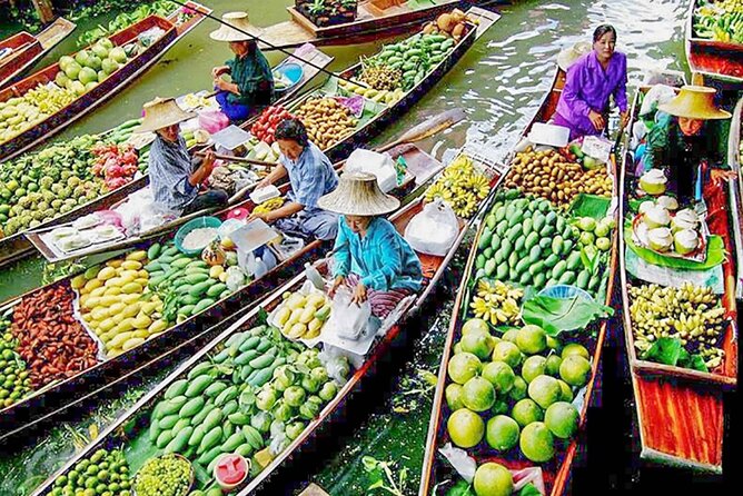 Damnoen Saduak Floating Market & Maeklong Market Tour frm Bangkok - Damnoen Saduak by boat