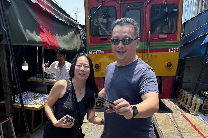 Damnoen Saduak Floating Market & Maeklong Railway From Bangkok - How authentic is Damnoen Saduak?