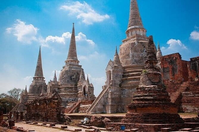 Damnoen Saduak Floating Market & Railway Market Tour from Bangkok - Who should take this market trip?