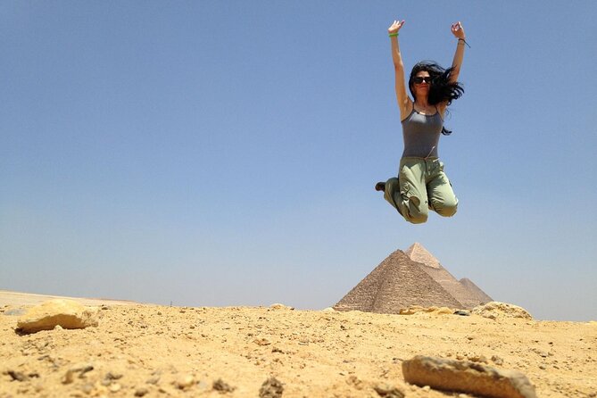 Day Tour To Giza Pyramids & Egyptian Museum & Khan El Khalili Bazaar - Giza Plateau: the ancient city of pyramids