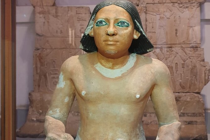 Day tour to Pyramids, Egyptian Museum and Bazaar from Cairo&Giza - One hour among Egypt’s antiquities