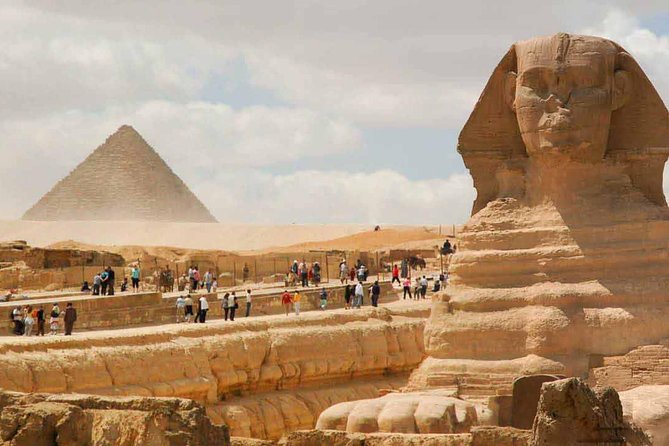 Day Tour to the Pyramids of Giza, Egyptian Museum and Khan El khalili Bazaar - Is $9 good value?