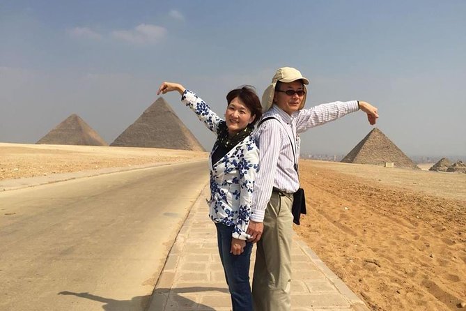 Day Tour to the Pyramids of Giza, Egyptian Museum and Khan El khalili Bazaar - The right choice for a first Cairo day