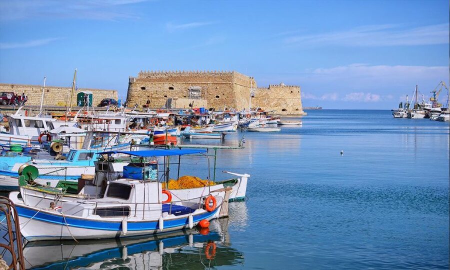 Day Trip To Heraklion City Center & Market & CretAquarium - Who should book this Crete day trip?