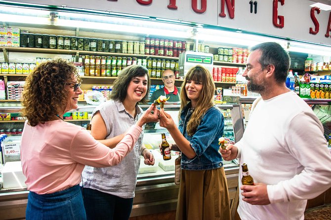De Mercados: A Neighborhood Market and Food Tour - Key points at a glance