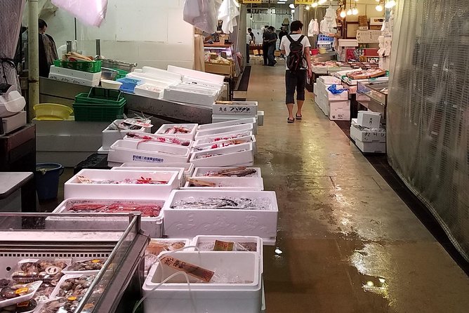 Deep Dive: Osaka Food Markets from Local to Luxurious! - Tenjinbashisuji adds a long shopping-street view