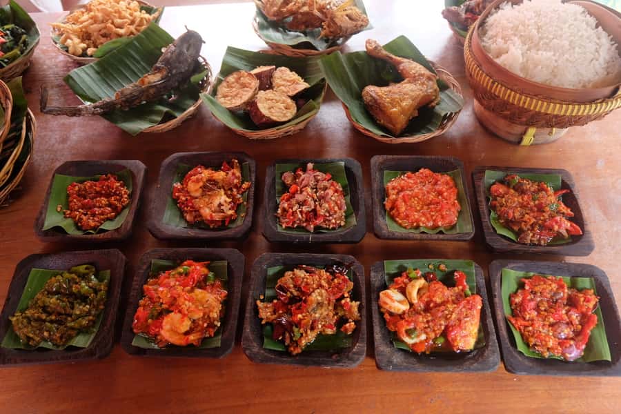 Denpasar: Museum, Traditional Market and Food Tasting Tour - Timing, transport, and practical comfort