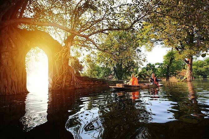 Discover Ayutthaya at Sunset: Historic Temples & River Cruise - Why Ayutthaya works so well at sunset