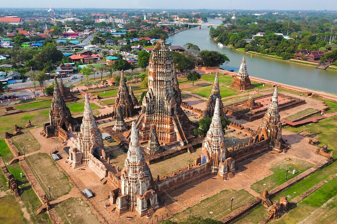 Discover Ayutthaya at Sunset: Historic Temples & River Cruise - Guide quality and the pace of the day