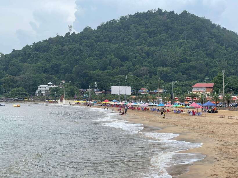 Discover kampot country side full day tour; kep crab market - The crab market and local seafood