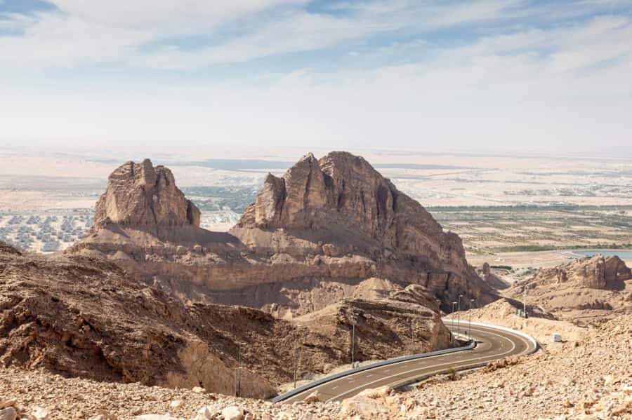 Dubai: Al Ain Oasis, Camel Market, Old Museum & Jebel Hafeet - Key points at a glance
