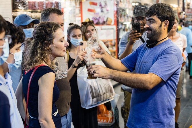 Dubai Aladdin Tour: Souks, Creek, Old Dubai and Tastings - Crossing the creek by private abra