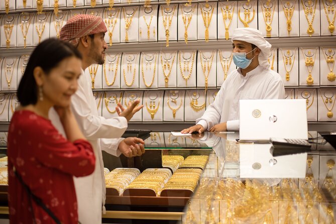 Dubai Aladdin Tour: Souks, Creek, Old Dubai and Tastings - Walking through Al Fahidi’s wind towers and lanes