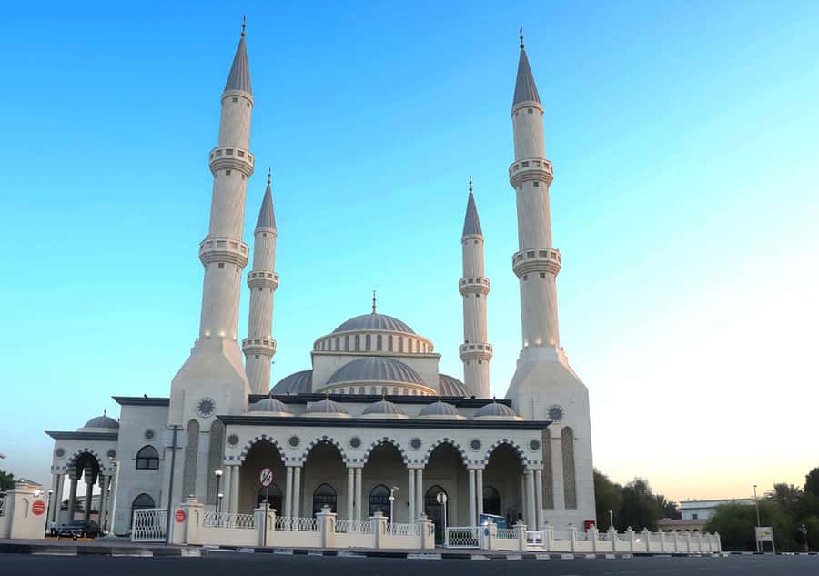 Dubai: Frame Tickets, Creek, Souks & Blue Mosque Guided Tour - Timing, transport, and the real pace of the day