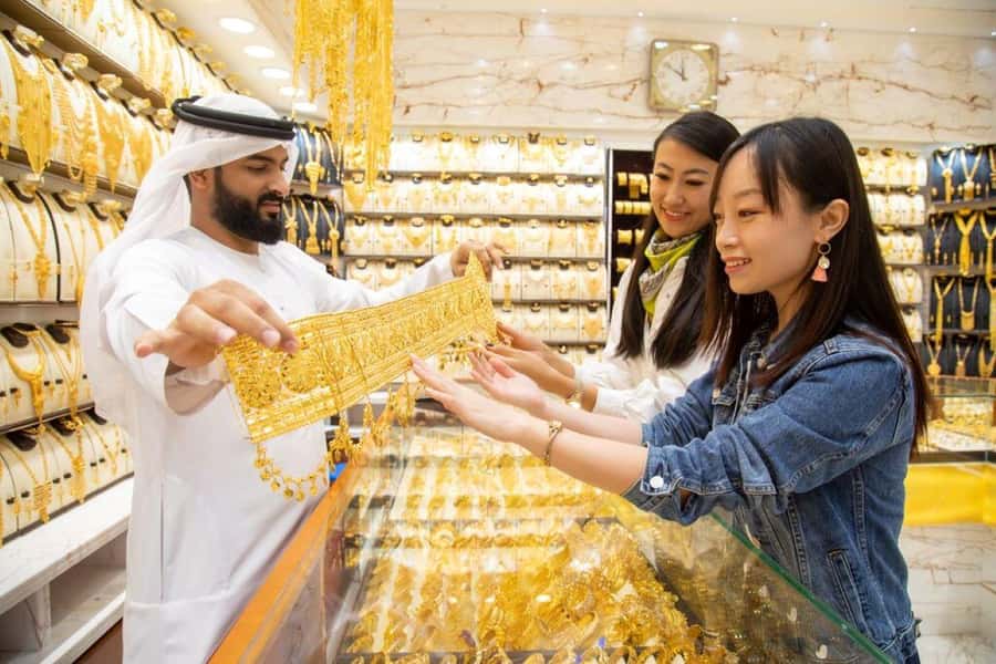 Dubai Full-Day Tour: Mosque, Souks, Burj Khalifa photo stop - Dubai Marina offers the modern postcard view