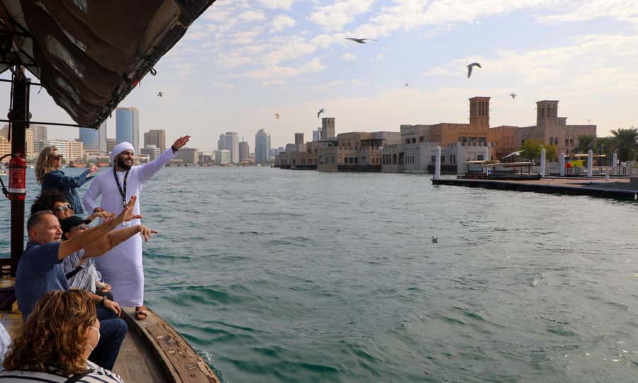 Dubai: Half-Day City Tour with Blue Mosque, Creek, and Souks - Walking through the Gold Souk