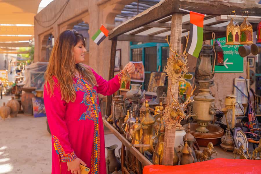 Dubai: Old Town, Street Food, Creek, Souks, & Emirati House - Al Fahidi and the first look at Old Dubai