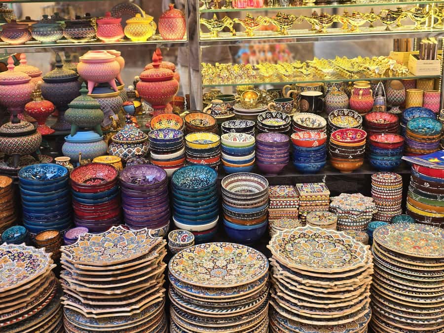Dubai: Premium Old Town, Street Food, Souks & Boat Ride Tour - Food stops keep the walking grounded