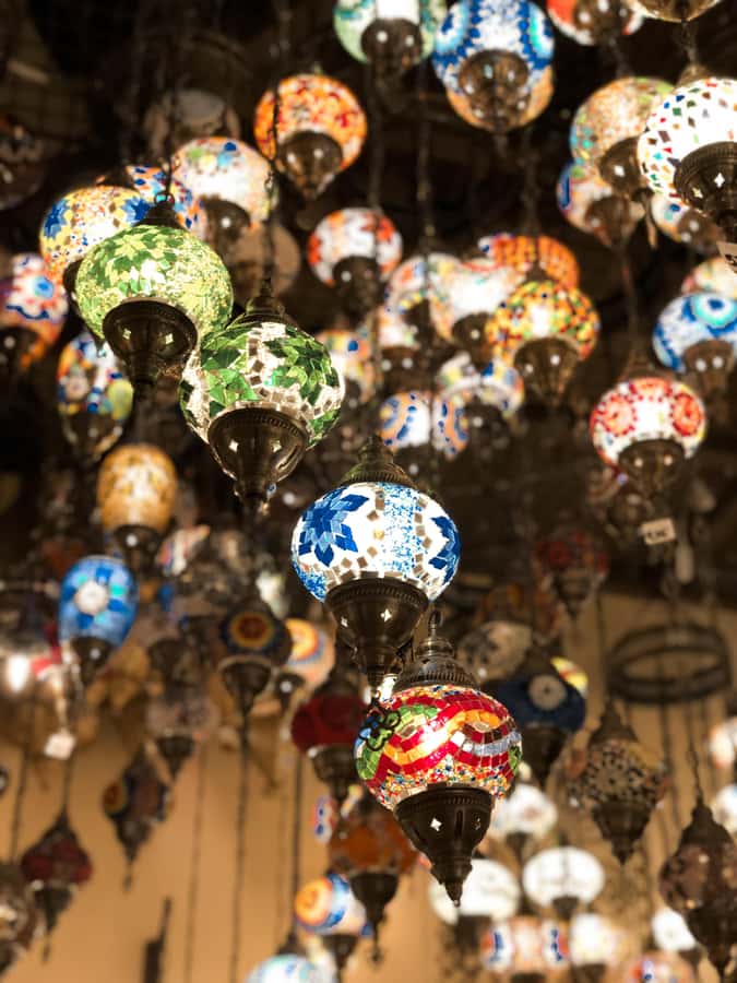 Dubai:Private Frame Entry, Mosque, Souks, Tastings& transfer - What to know before you book