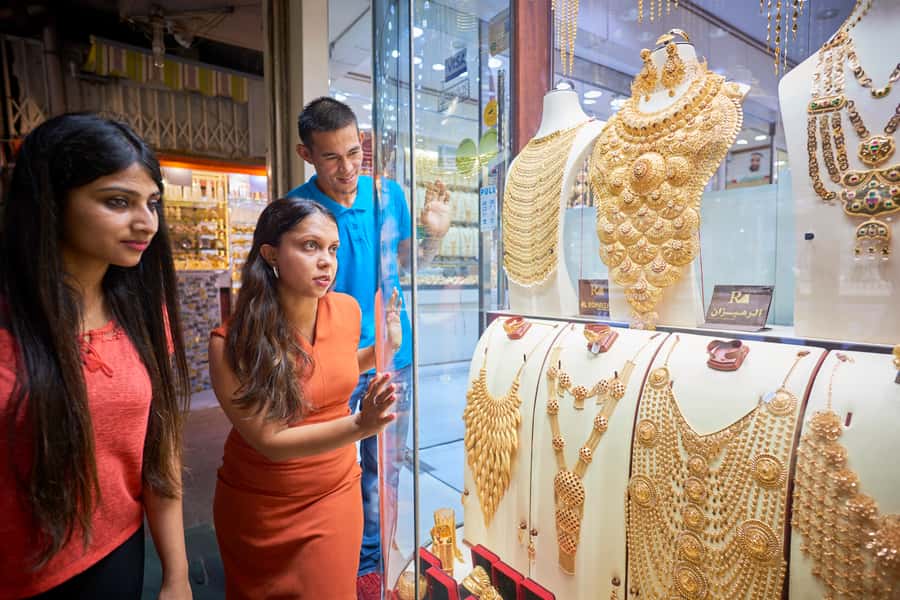 Dubai: Private Old Town, Heritage & Souks Walking Tour - The abra crossing to Deira