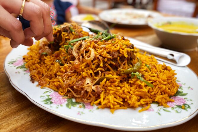 Dubai Souks, Food & Culture Walking Tour - Meeting near the Gold Souk