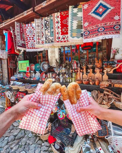 Durres/Golem: Kruja Castle & Bazaar with Traditional Lunch - Key points at a glance