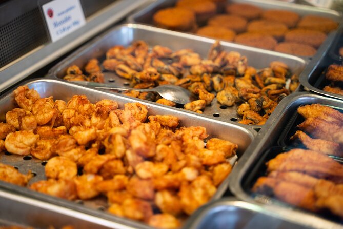 Dutch Street Food Tour on Amsterdam Market - The guide can help after the food stops