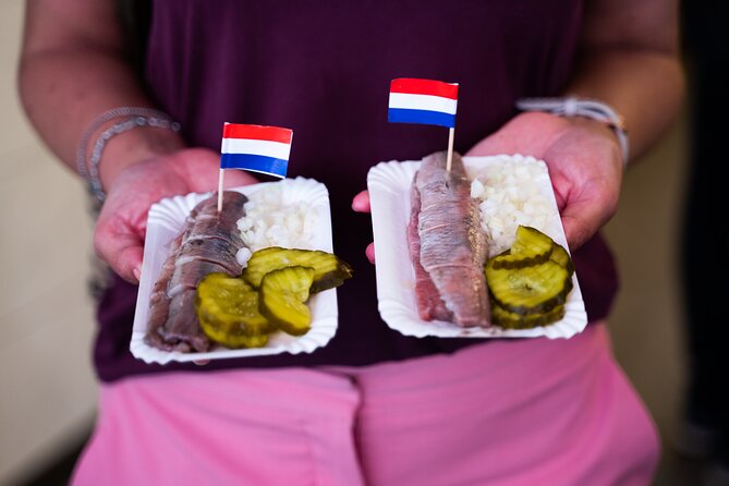 Dutch Street Food Tour on Amsterdam Market - Timing, meeting points, and group size