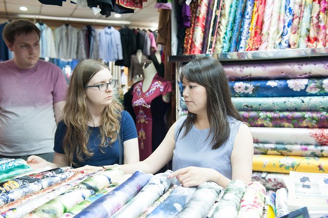 Early Bird Shanghai Street Breakfast Tour And Visit Fabric Market - Yu Garden, Taoist tradition, and three teas