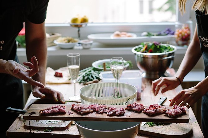 Eat Like a Berliner: Market Tour, Cooking Class and Lunch - Starting at Winterfeldtplatz in Schöneberg