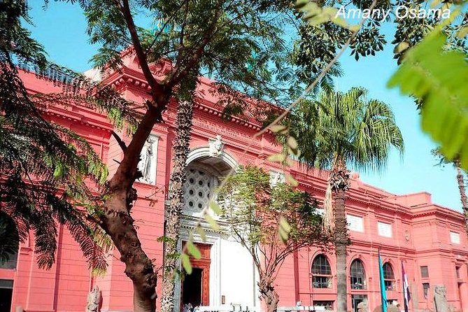 Egyptian Museum and Giza Pyramids and khan el khalili market and bazzar - What the private format changes