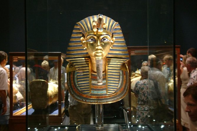 EGYPTIAN MUSEUM CITADEL AND KHAN KHALILI BAZAAR Tour - The Egyptian Museum and Tutankhamun’s mask