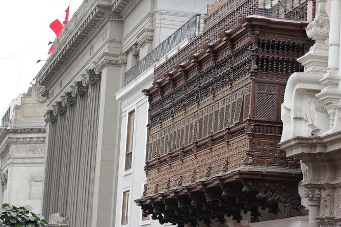 Experience Lima: Taste 12 Snacks and Visit Top Monuments - Mercado Central, where the tasting gets serious