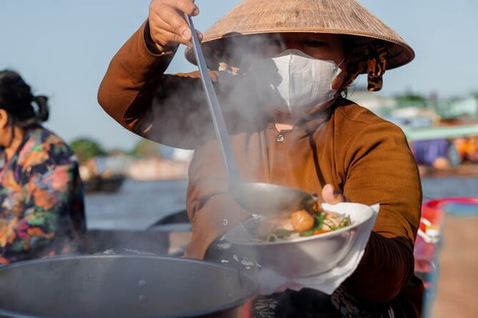 Explore Floating Market with Local People - Muoi Cuong Cacao Farm and chocolate made close to home