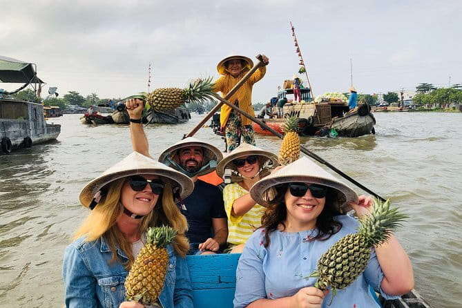 Explore Floating Market with Local People - What the $78 price buys you