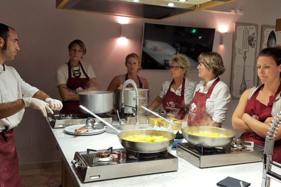 Farmers Market Shopping and Roman Full Course Class - SHARED - Prosecco, antipasti, and a relaxed beginning