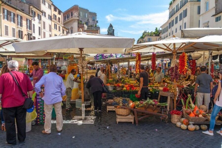 Farmers Market Shopping and Roman Full Course Class - SHARED - From market ingredients to the cooking school