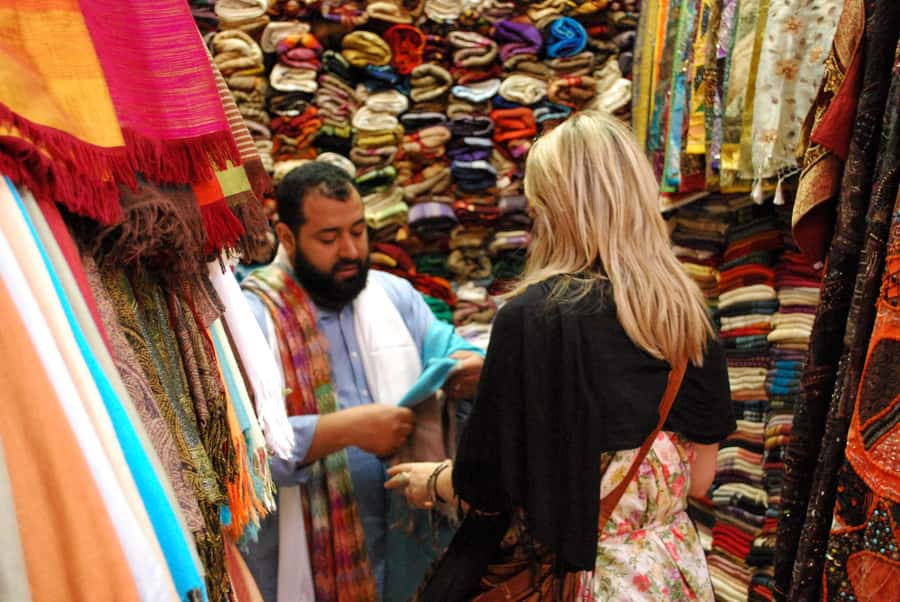 Fes: Bou Inania Madrasa, Museum, Tannery, Souk & Medina Tour - Souk Sabaghine, El Attarine, and Hammam Seffarine
