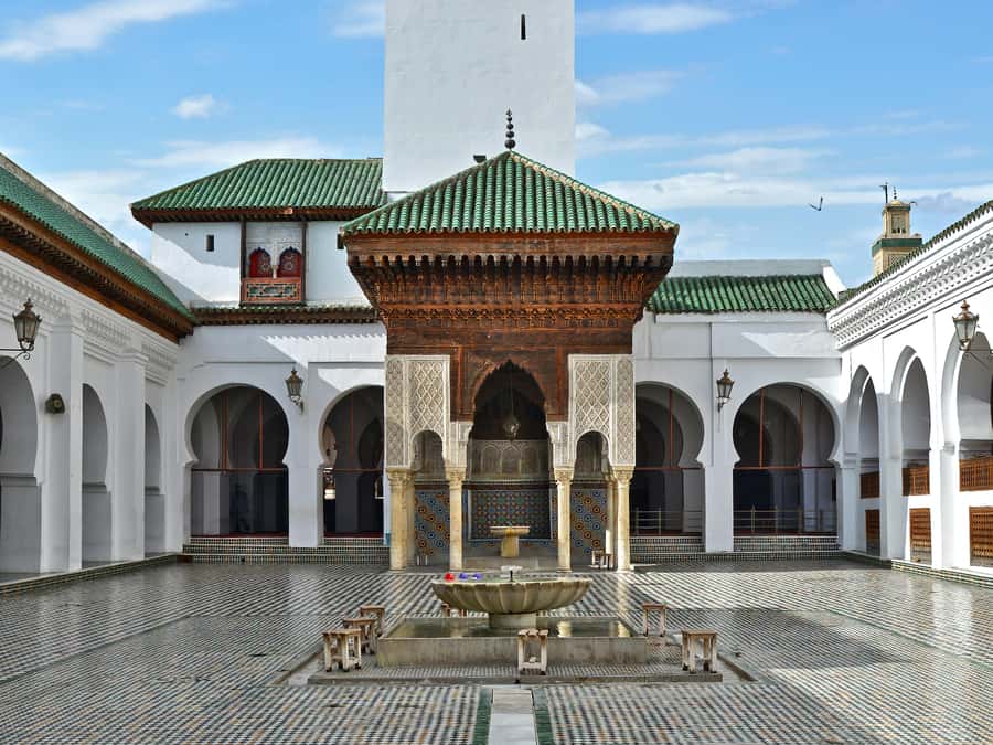 Fes: Royal Palace, Madrasa, Tannery & Souks and Medina Tour - The Mellah: a different side of old Fes