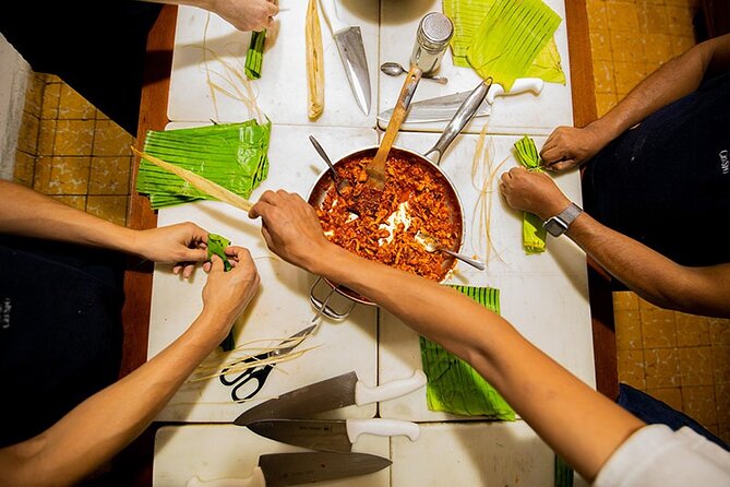 Flavors of Oaxaca: Cooking Class with No Set Menu and Local Market Tour - How the $75 price compares with the experience