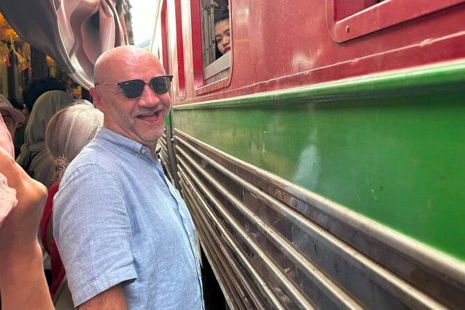 Floating Market and Railway Market Private Tour VIP Transport - Damnoen Saduak: Bangkok’s canal-side classic