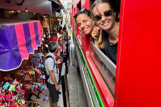Floating Market & Railway Market Private Tour - The road from Bangkok to Samut Sakhon
