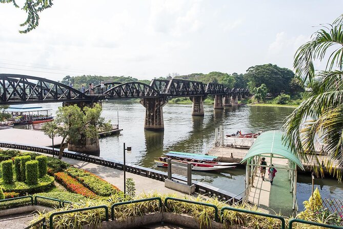 Floating Markets and Bridge on River Kwai Tour from Bangkok - Key points at a glance