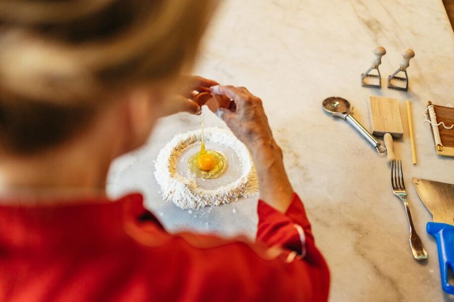 Florence: Cooking Class at a Tuscan Farm & Local Market Tour - Practical details that affect your day