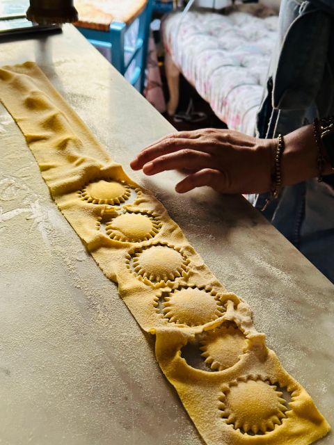 Florence:Dolce Vita by Day Market Tour & Pasta Making Class - Inside the covered market: cheese, salumi, and Tuscan bread
