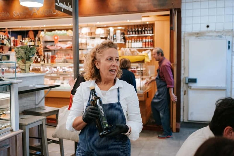 Florence: Local Food, Wine & Market Walking Tour - Gelato finishes the meal on a sweet note