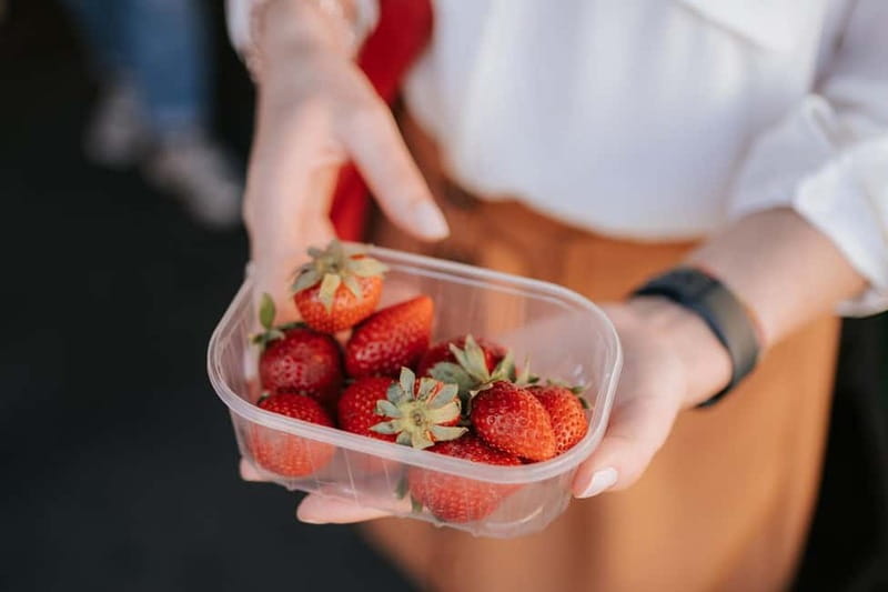Florence: Local Food, Wine & Market Walking Tour - A short walk connects the savory stops